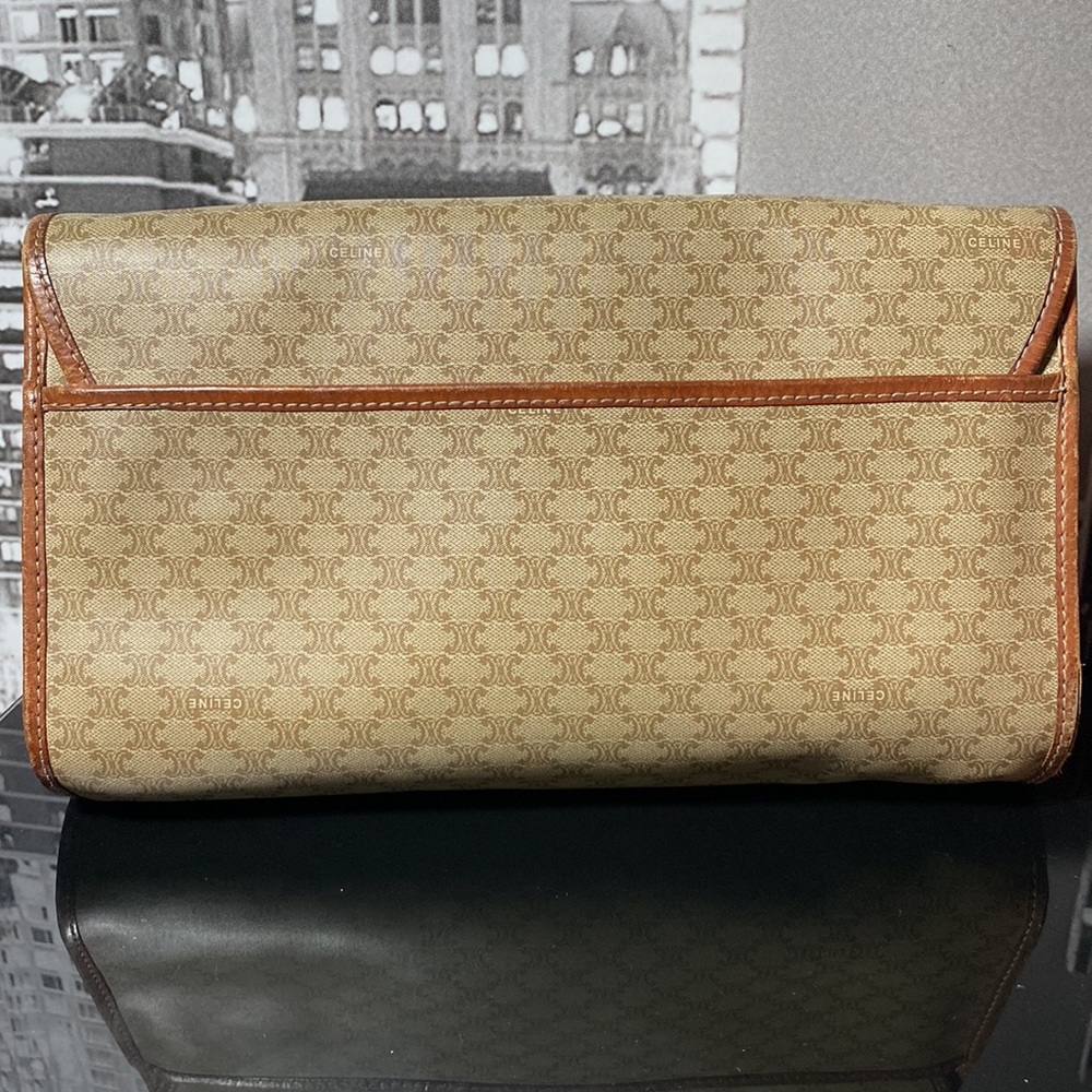 Celine Tan and Brown Chain Shoulder Bag - Picture 3 of 10
